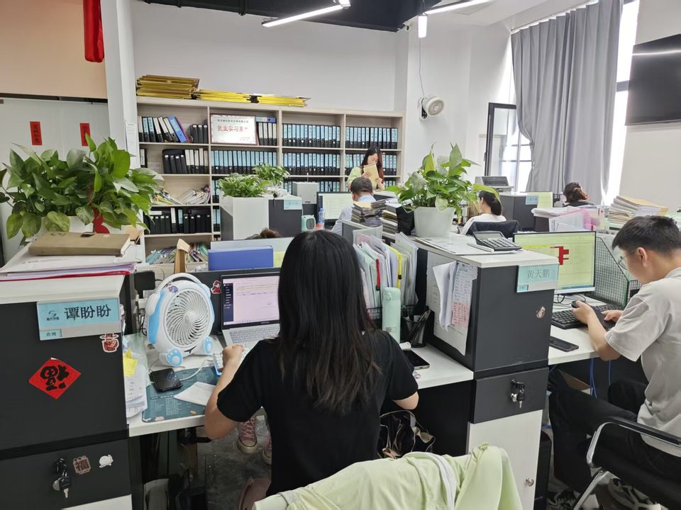 南昌融信财税服务工作区